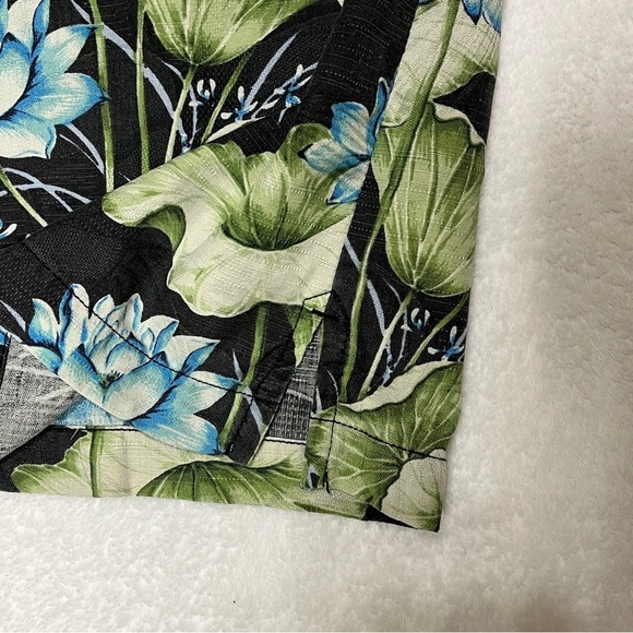 Tommy Bahama Mens Short Sleeve Button Down Island Zone Silk Blend Mult-color XXL - Picture 5 of 10